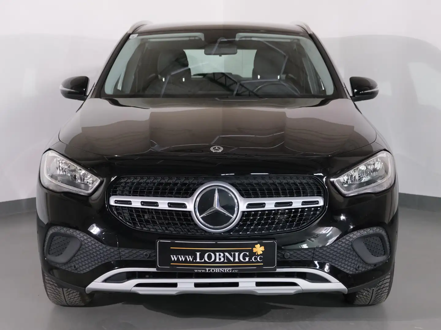 Mercedes-Benz GLA 180 GLA 180 Schwarz - 2