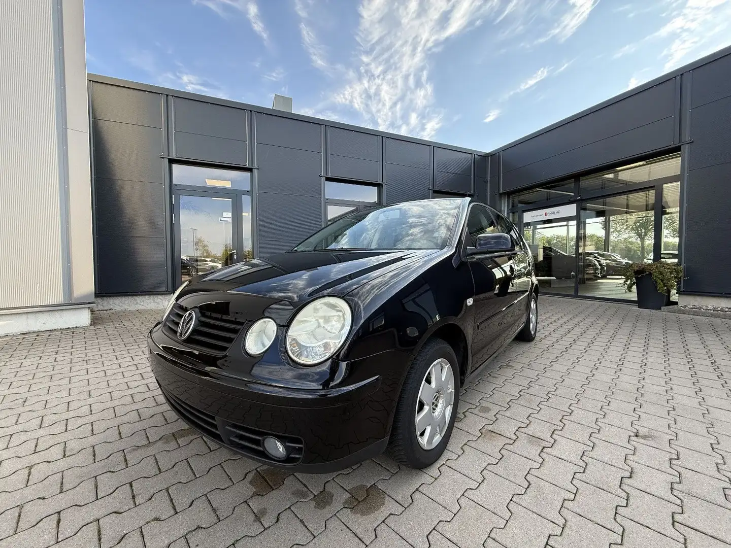 Volkswagen Polo IV 1.2 Highline Klima/SSD/5-türig Zwart - 1