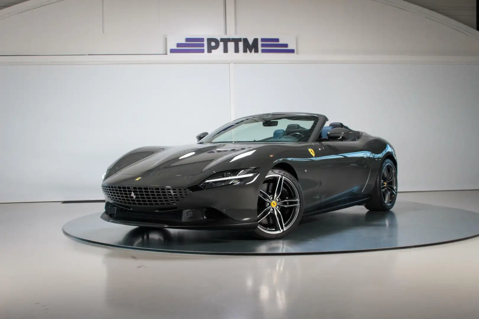 Ferrari Roma Spider Grijs - 1