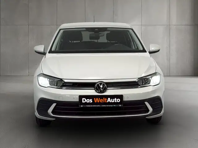 Volkswagen Polo view 2