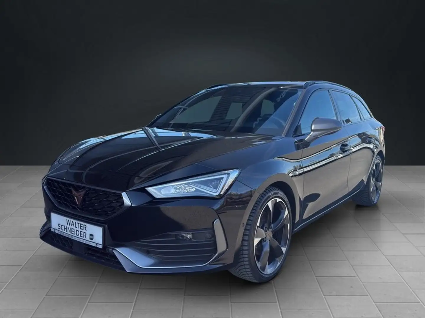 CUPRA Leon LEON SP 1,5 eTSI DSG Navi LED FULL Link ACC Schwarz - 2