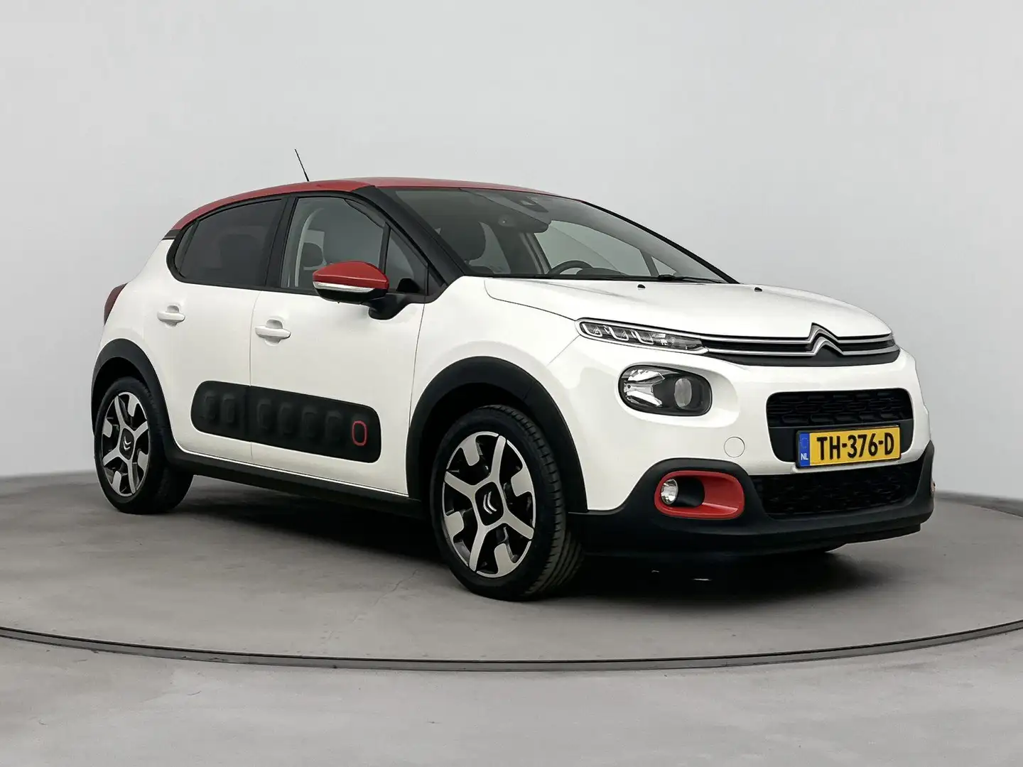 Citroen C3 1.2 82pk Shine | Comfort stoelen | Navigatie | Com Bianco - 2