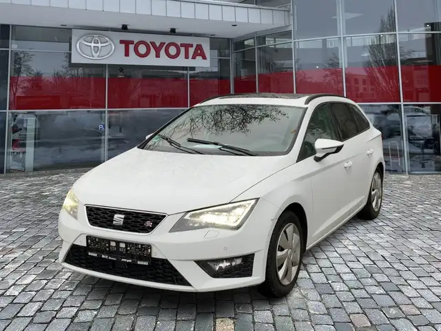 SEAT Leon 2.0 TDI ST FR Pano Dach* Top gewartet