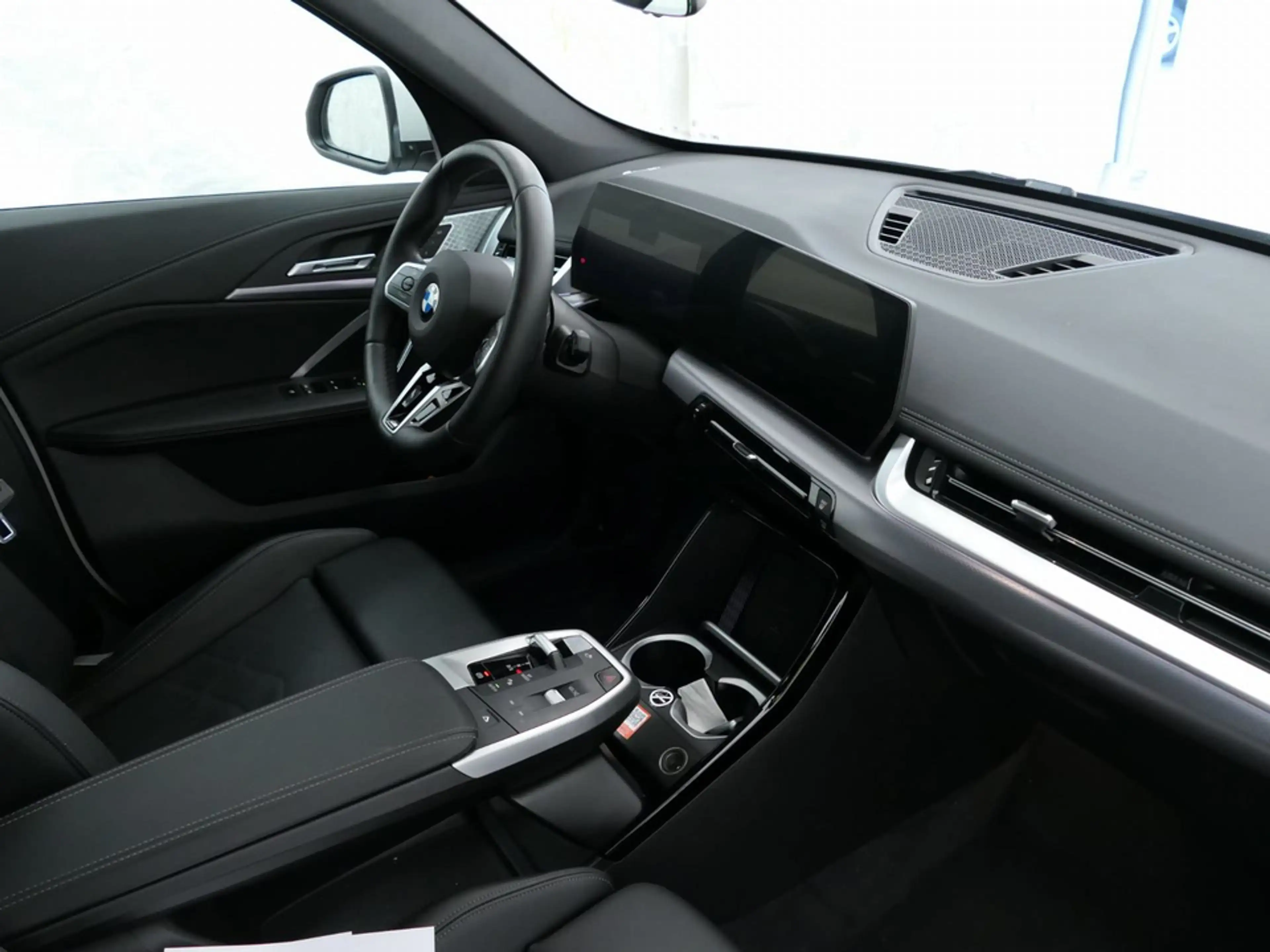 BMW X1 sDrive20i M Sportpaket adapLED Navi DA+ 19"LM — photo 7