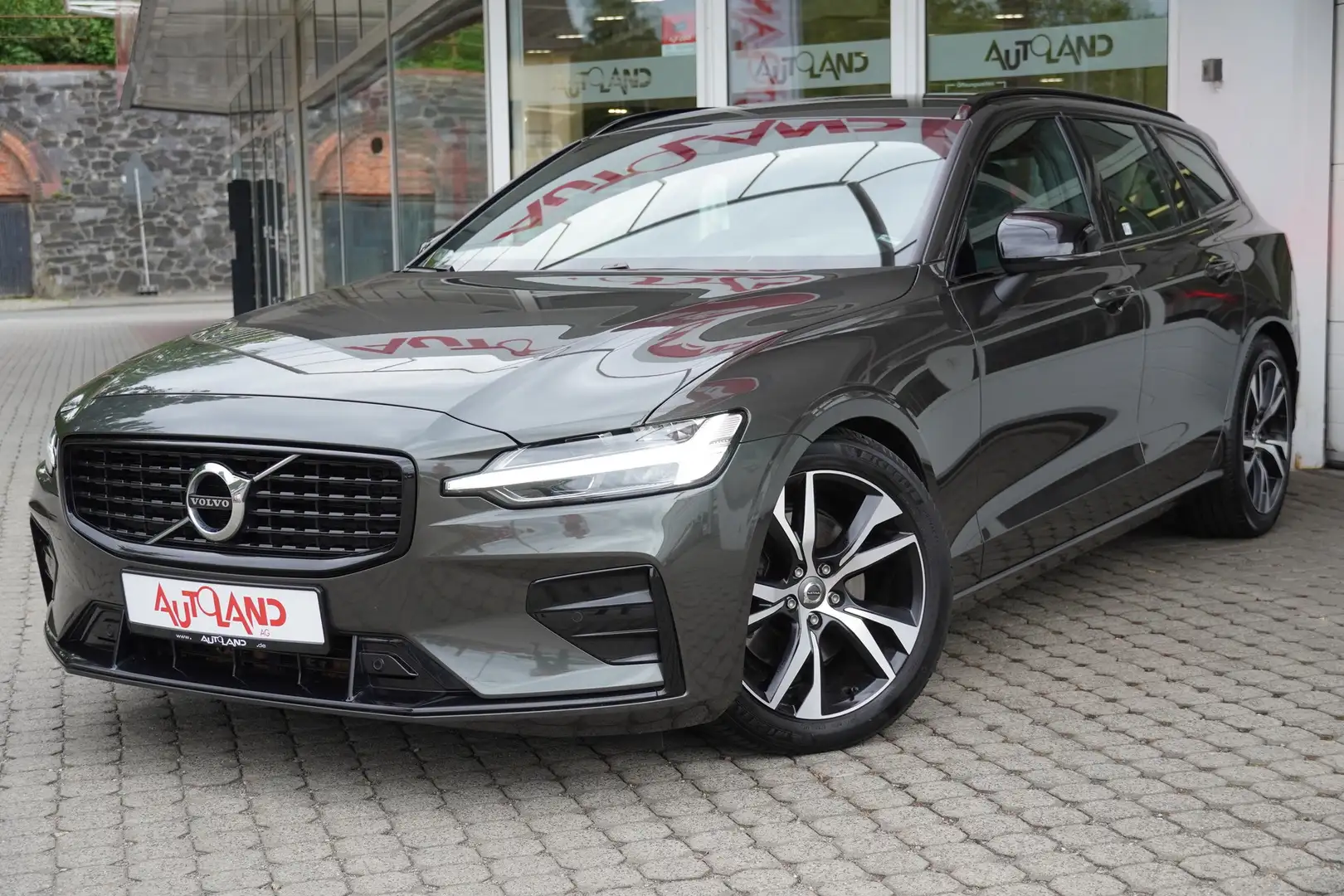 Volvo V60 B4 D Geartronic R Design LED Navi Teilleder Gris - 2