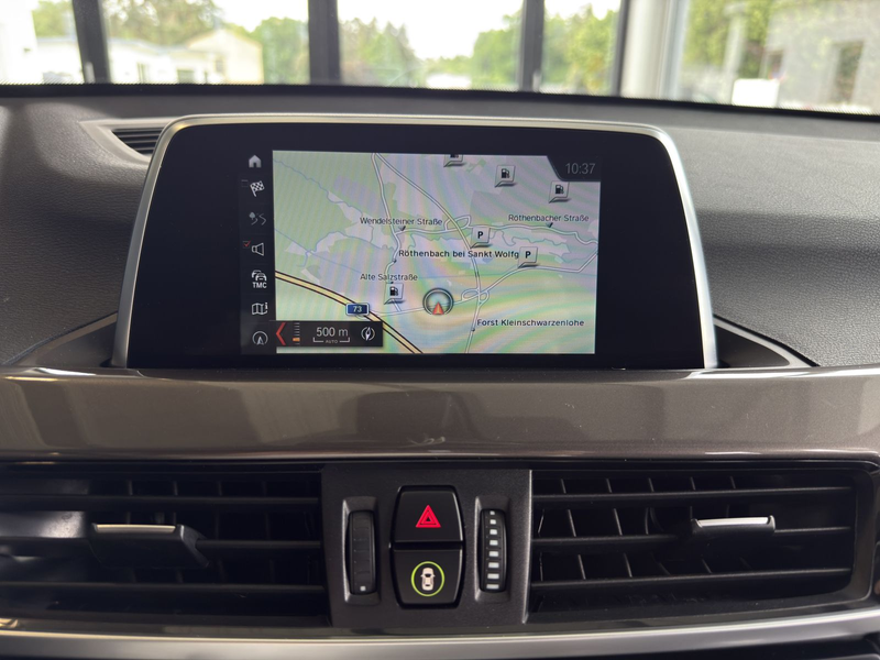 BMW X1 xDrive 20i xLine AHK*LED*RFK*LEDER*TEMPO — photo 14