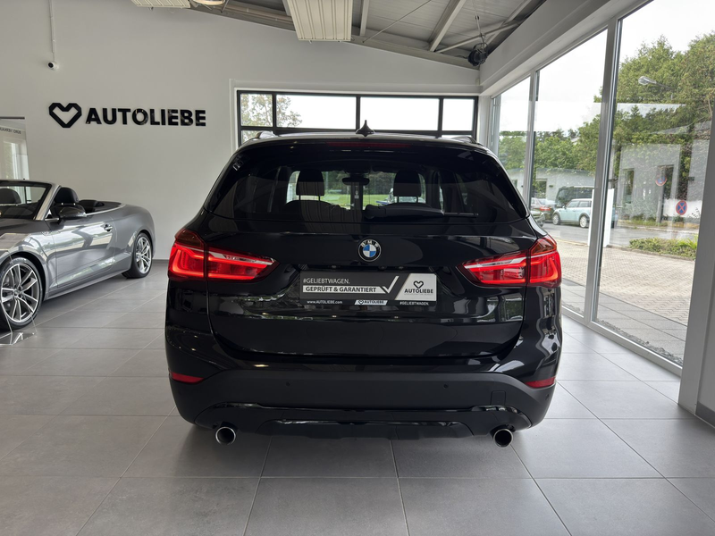 BMW X1 xDrive 20i xLine AHK*LED*RFK*LEDER*TEMPO — photo 6