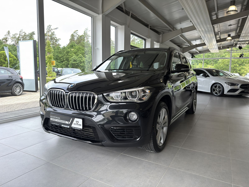BMW X1 xDrive 20i xLine AHK*LED*RFK*LEDER*TEMPO
