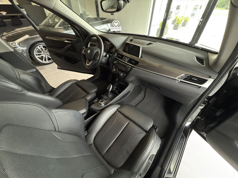 BMW X1 xDrive 20i xLine AHK*LED*RFK*LEDER*TEMPO — photo 10