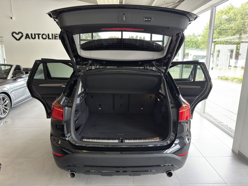 BMW X1 xDrive 20i xLine AHK*LED*RFK*LEDER*TEMPO — photo 7