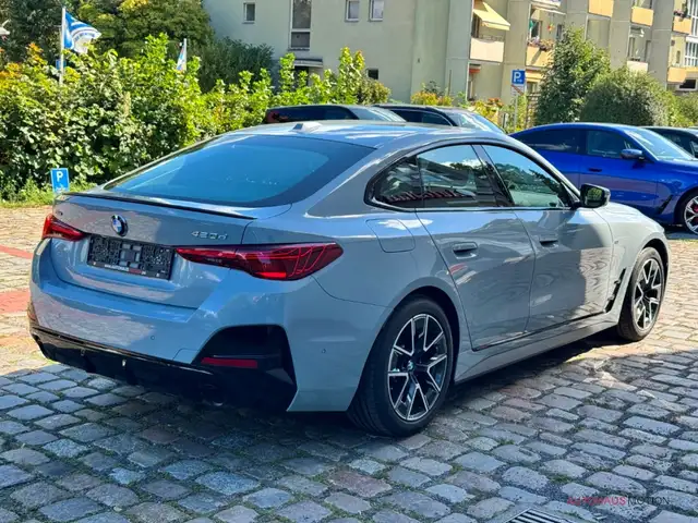 BMW 4 Series view 5