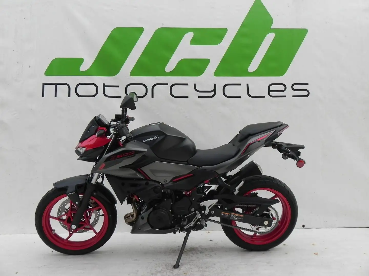 Kawasaki Z 500 2025 Rot - 1