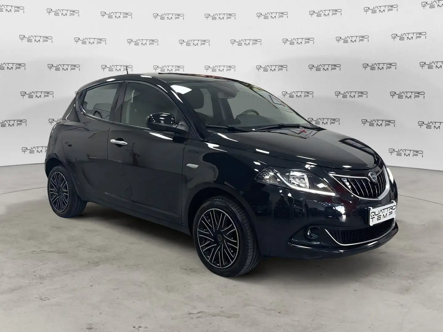 Lancia Ypsilon 1.0 FireFly 5 porte S&S Hybryd Gold Nero - 1