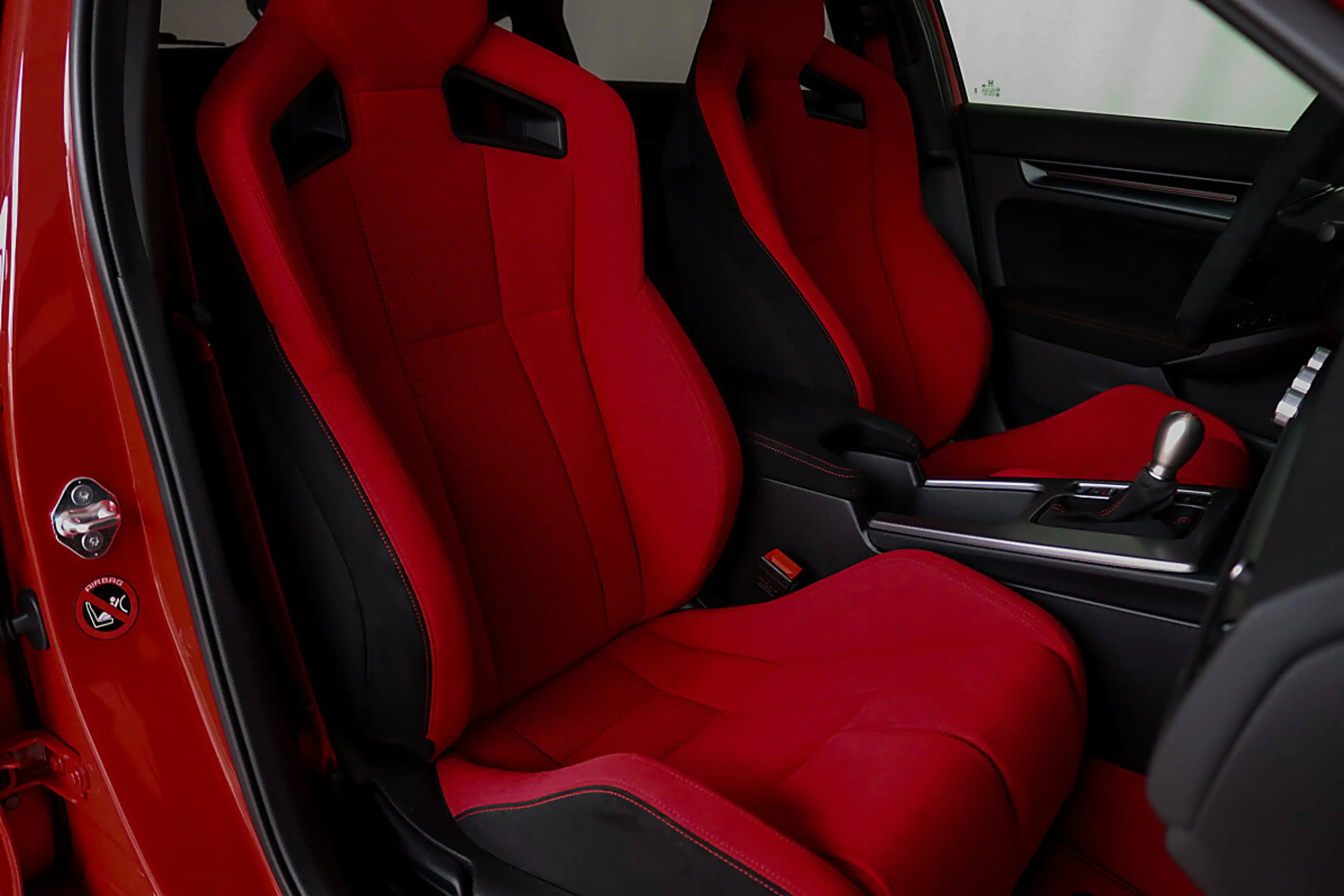 Honda Civic 2,0 VTEC Turbo Type R — photo 11