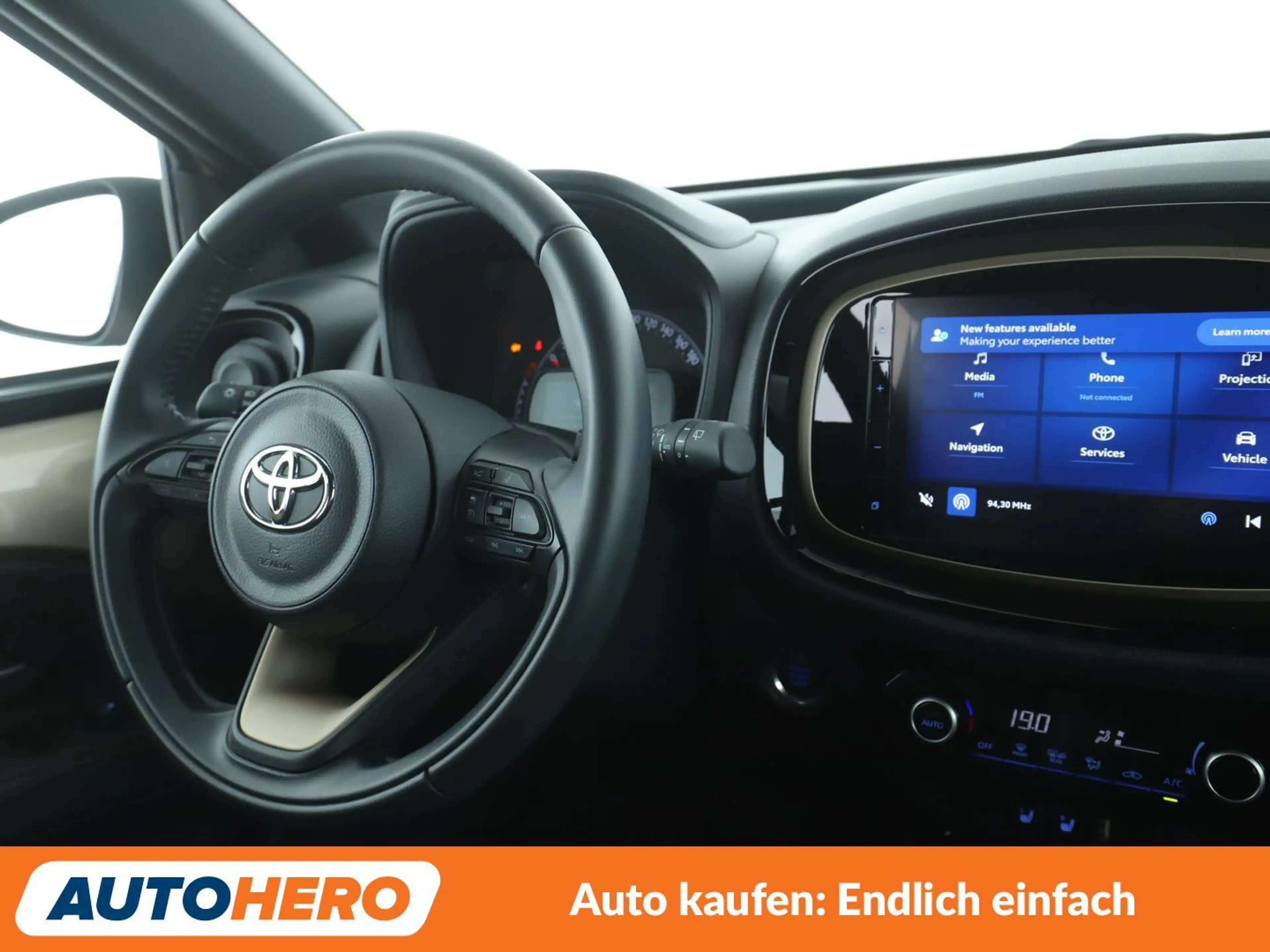 Toyota Aygo X 1.0 Explore Aut*LED*ACC*CAM*PDC*SHZ*KLIMA* — photo 13