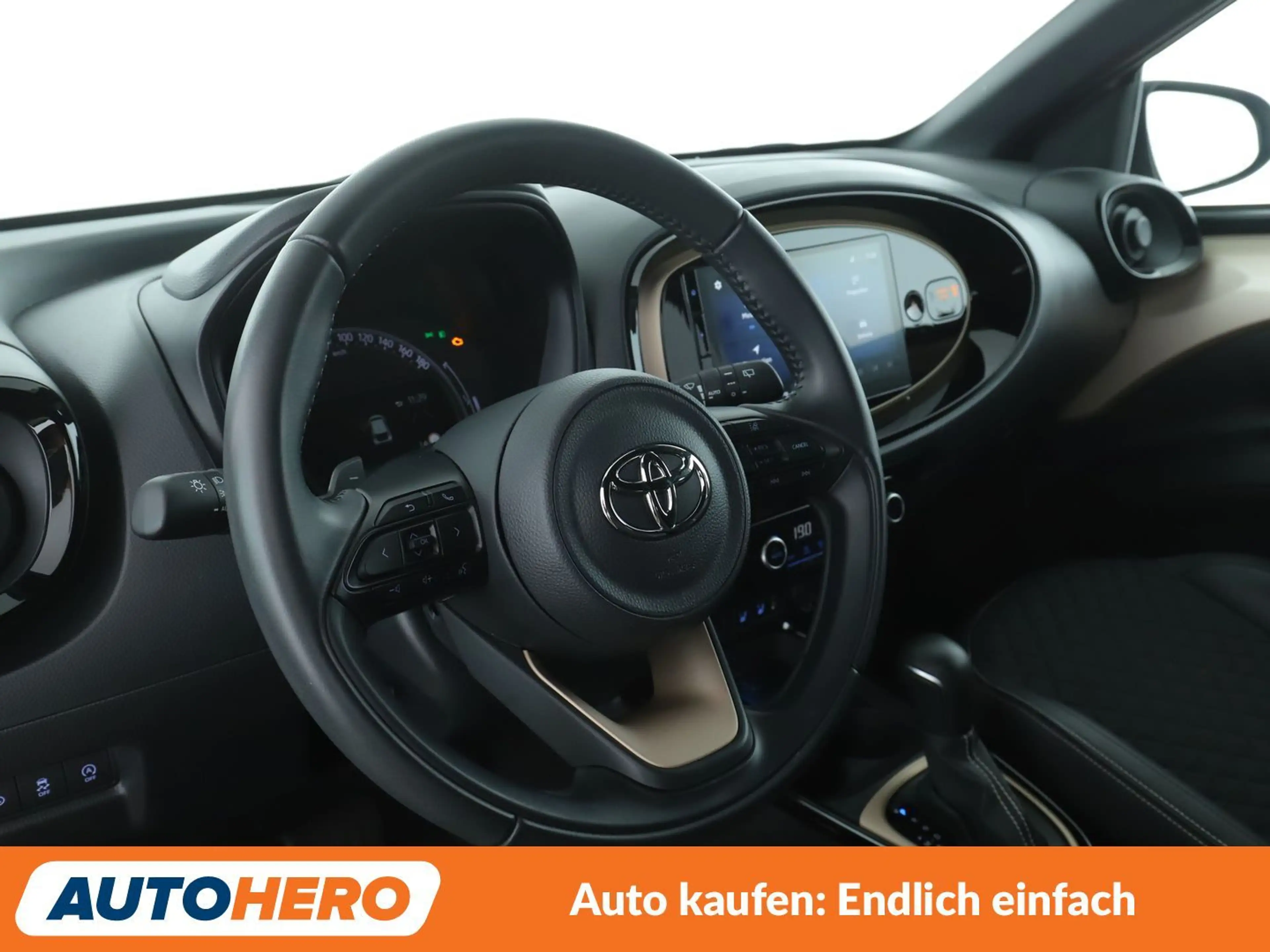 Toyota Aygo X 1.0 Explore Aut*LED*ACC*CAM*PDC*SHZ*KLIMA* — photo 11