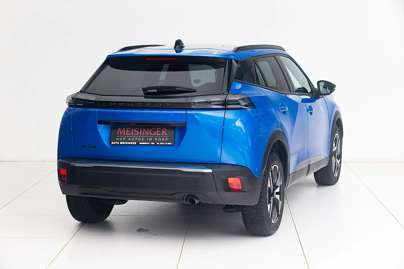 Peugeot 2008 PureTech 100 S&S Allure 6-Gang-Manuell Blau - 2