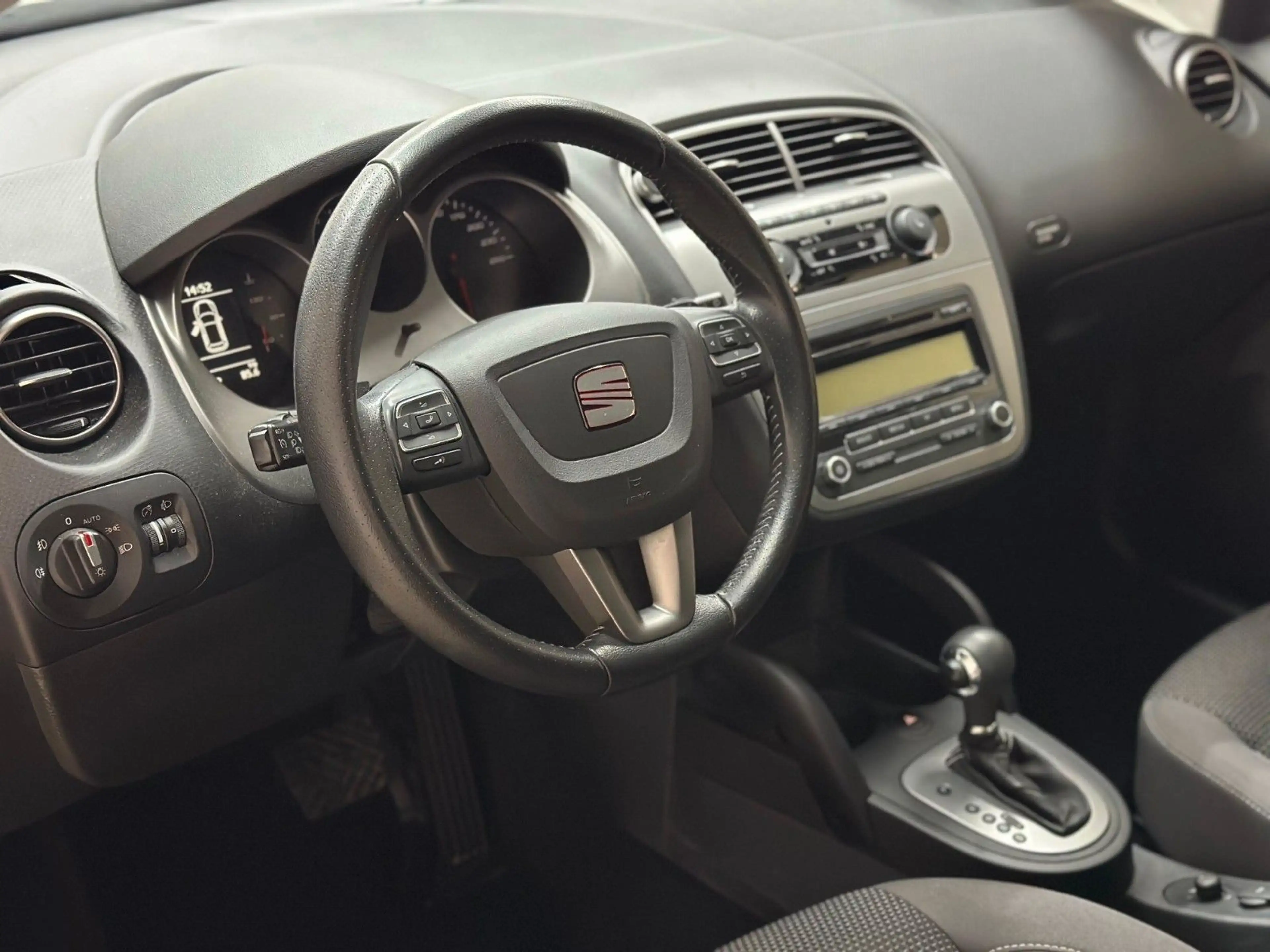 SEAT Altea XL 4You 1.6 TDI AUT. *1.HAND *SHZ *PDC — photo 11