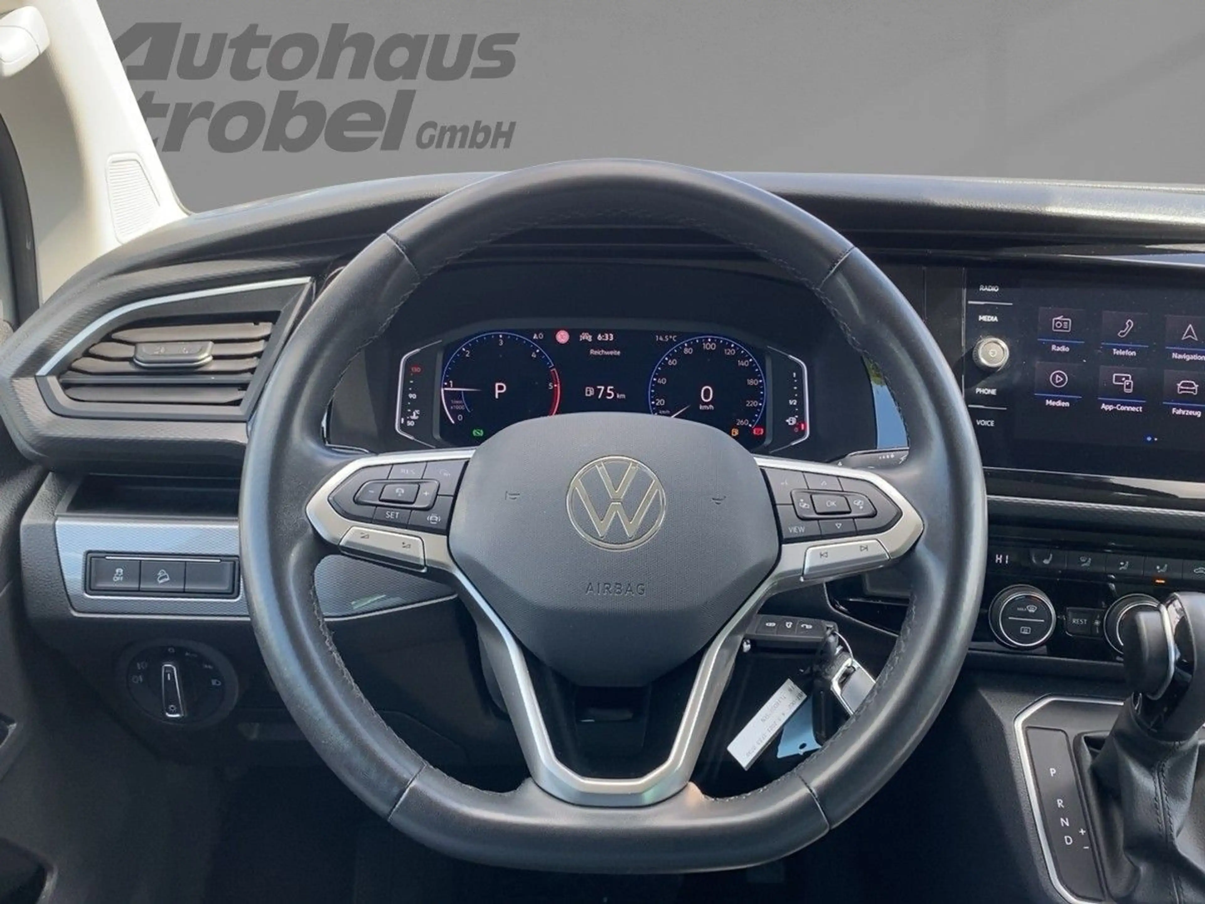 Volkswagen T6.1 Multivan 2.0 TDI DSG 4M "GENERATION SIX" AC — photo 11
