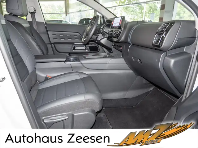 Citroen C5 Aircross view 2