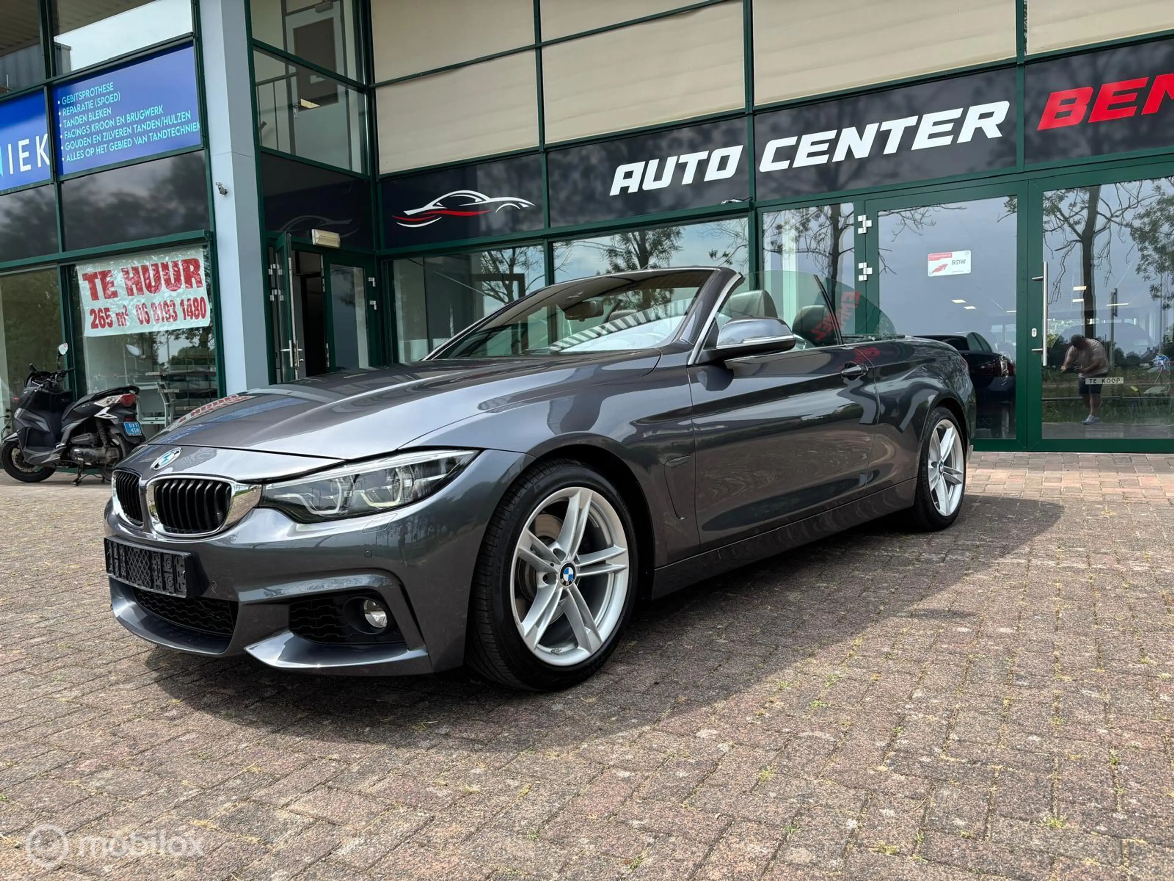 BMW 430 4-serie Cabrio 430i Executive Eind zomer Actie