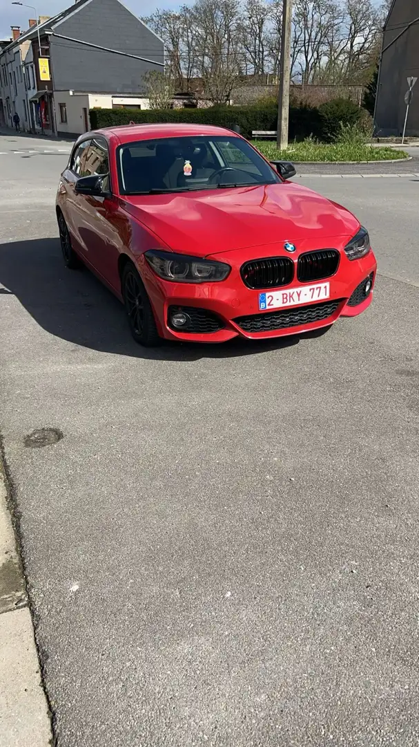 BMW 116 d Czerwony - 1