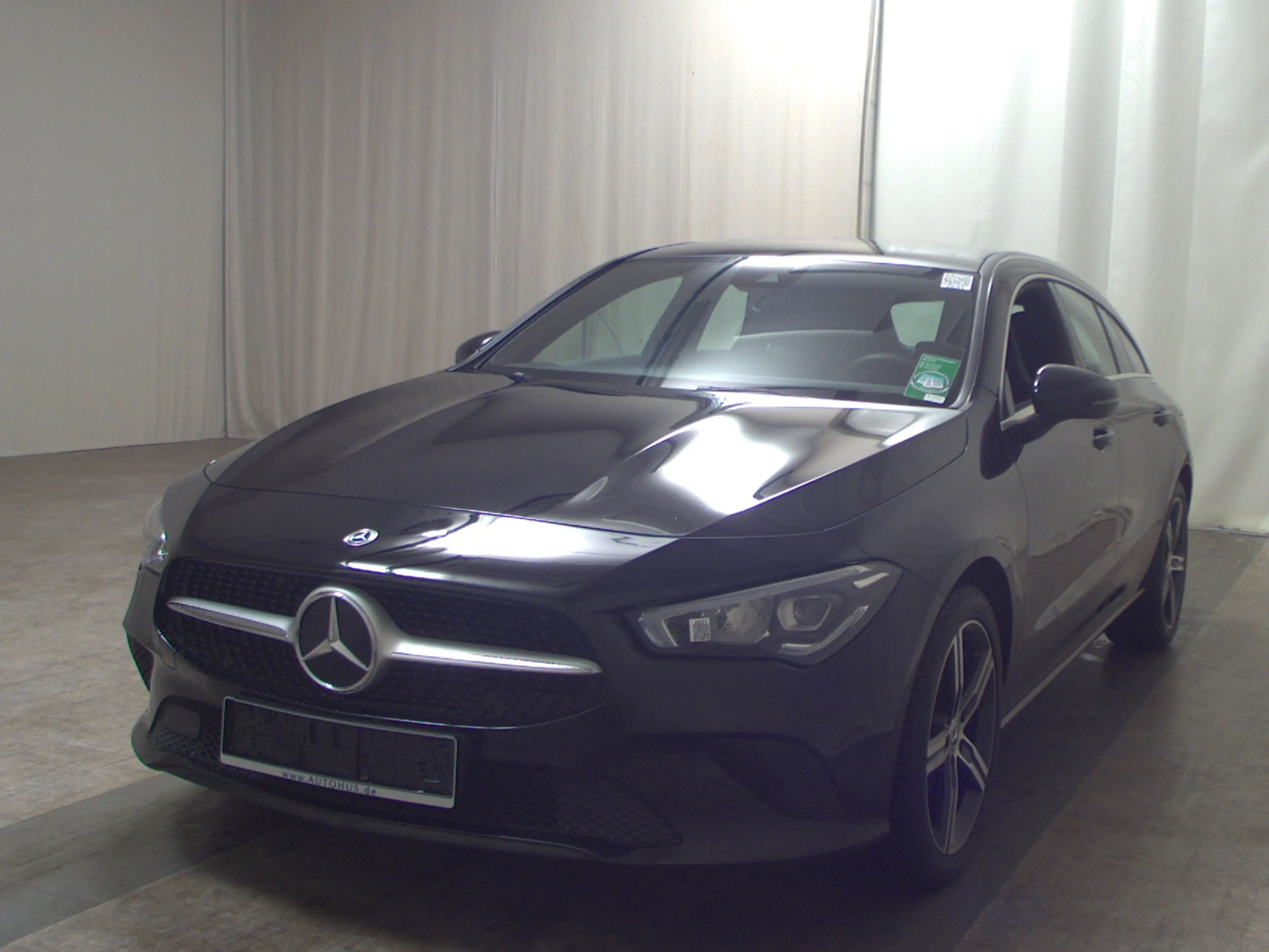 Mercedes-Benz CLA 200 SB d T-Leder Navi LED Pano — photo 2
