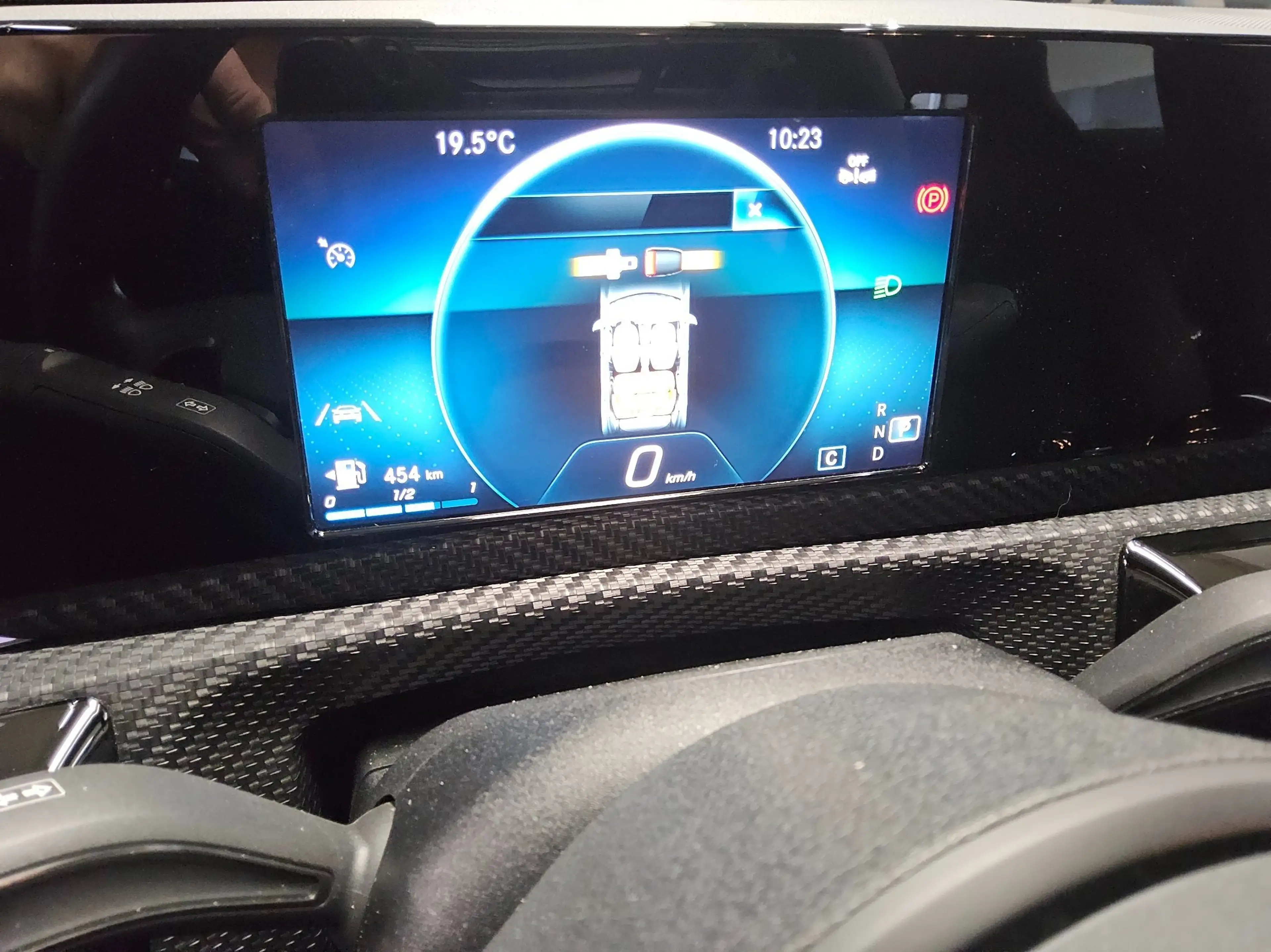 Mercedes-Benz CLA 200 SB d T-Leder Navi LED Pano — photo 10