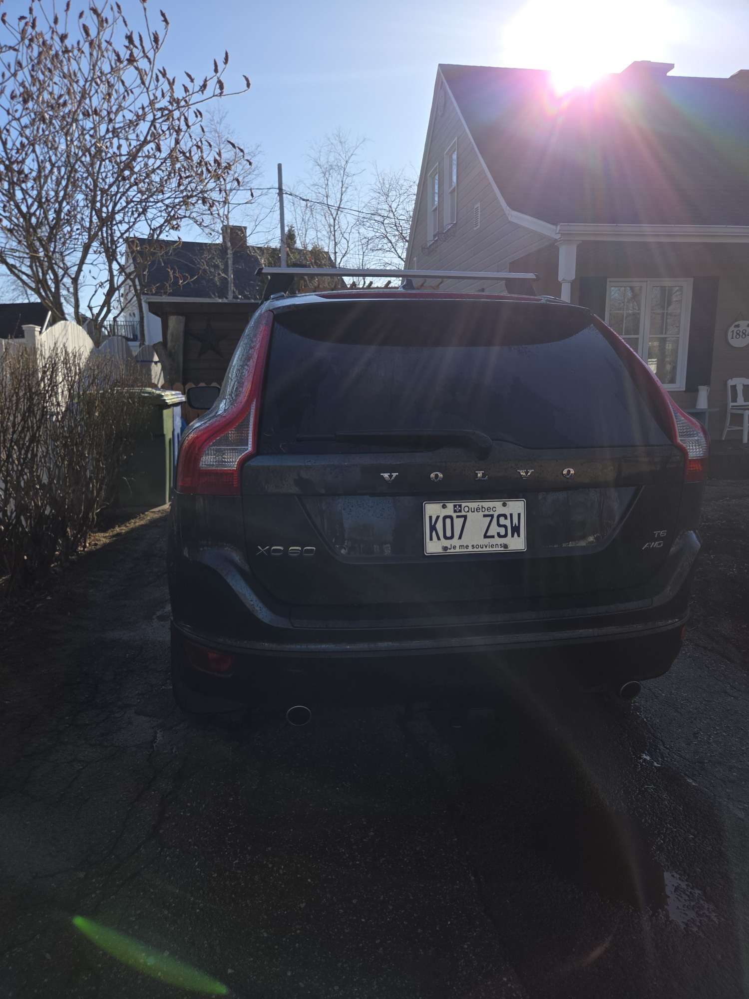 2010 Volvo XC60 alt 4