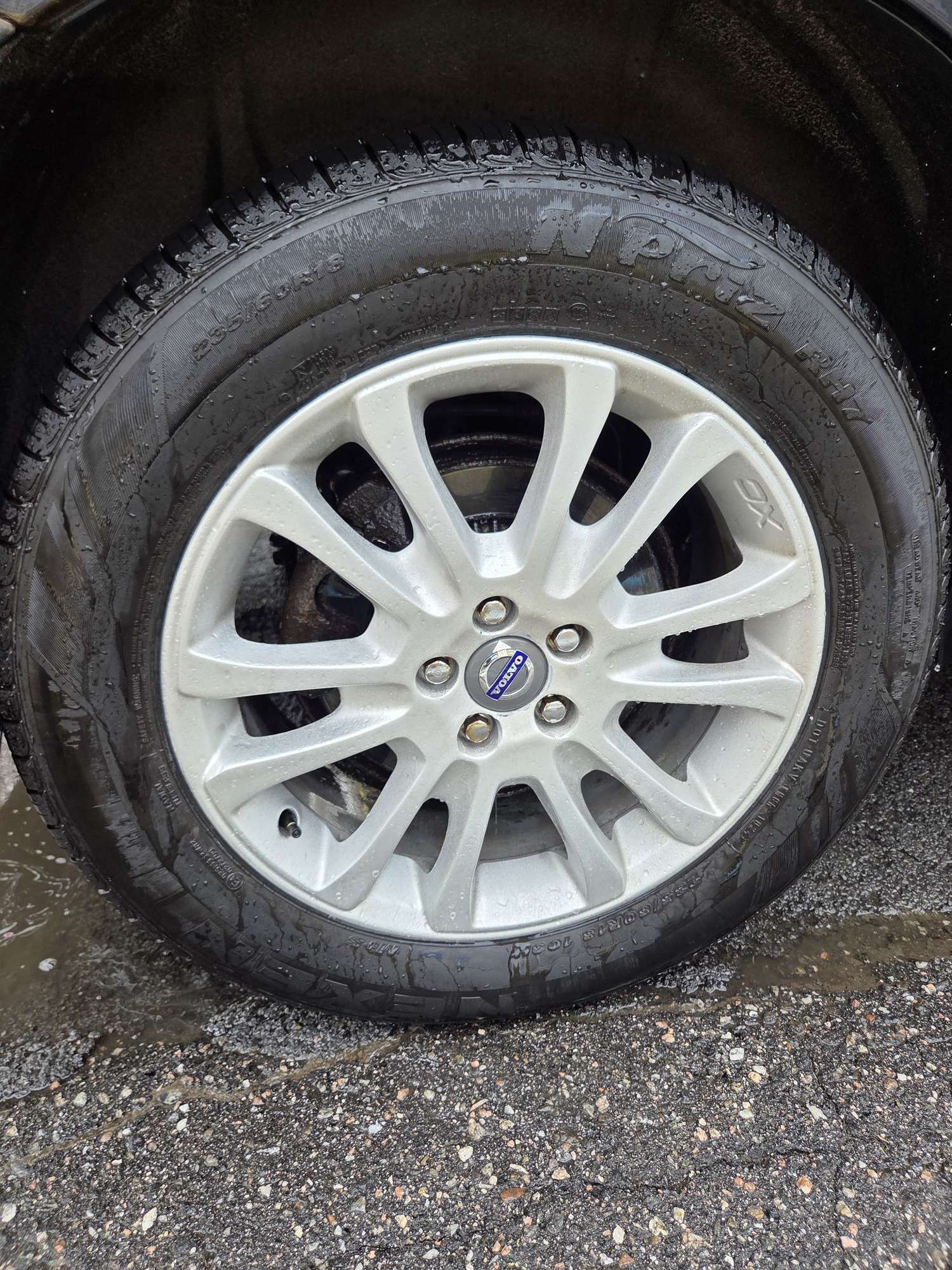2010 Volvo XC60 alt 5