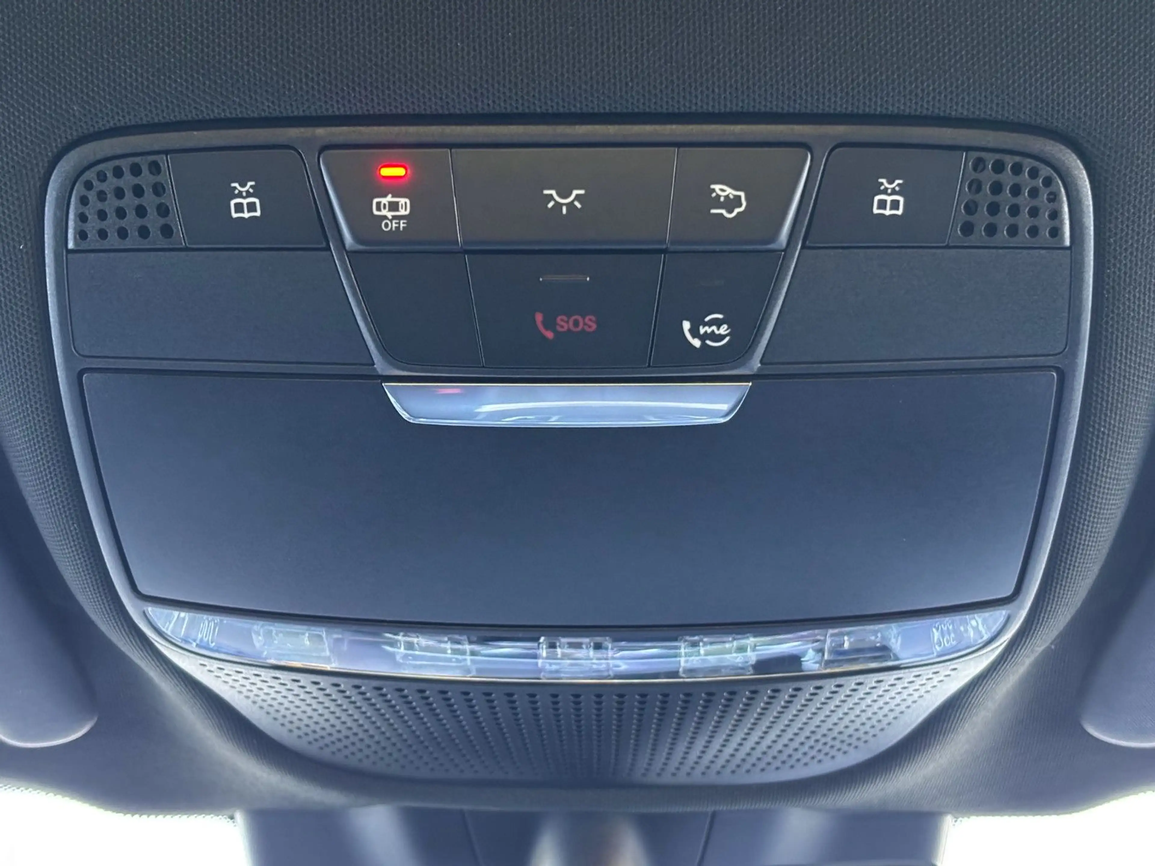 Mercedes-Benz GLC 200 d 4Matic Facelift — photo 11