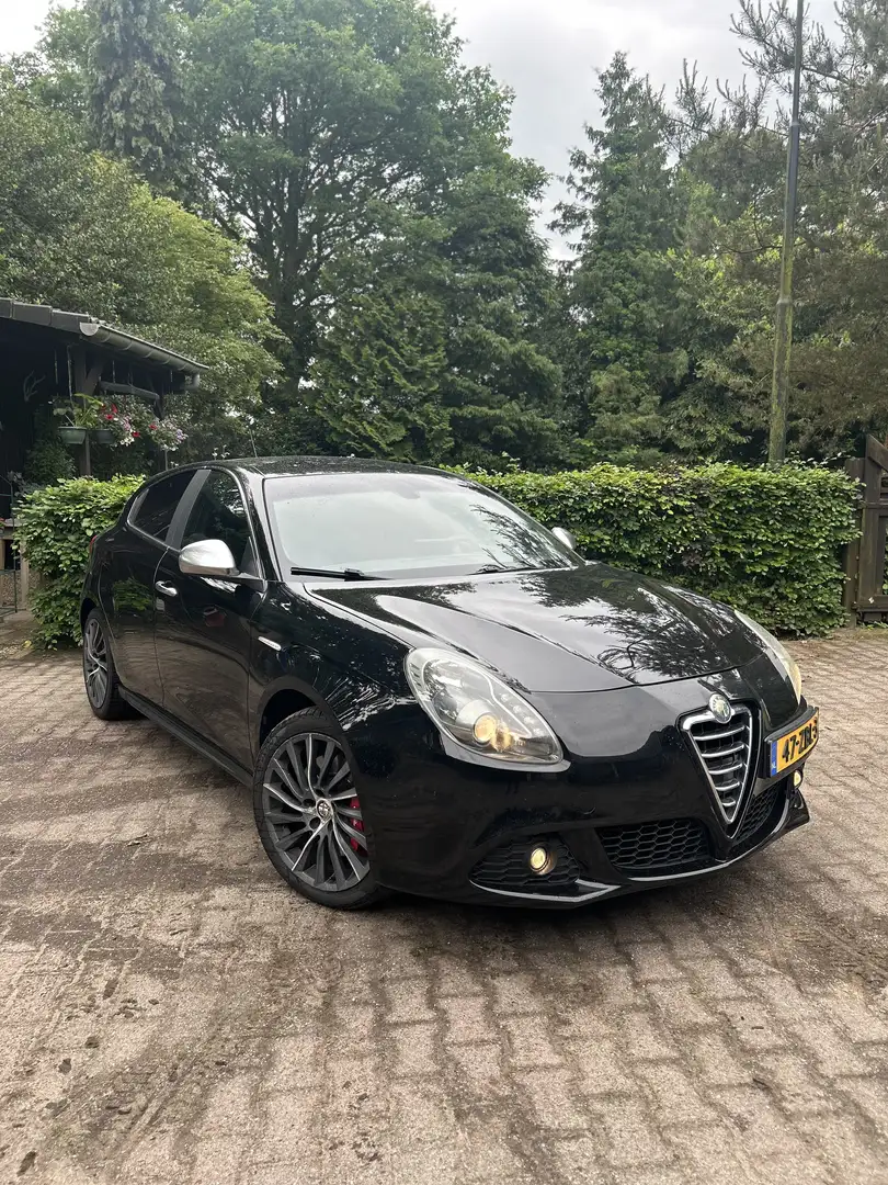 Alfa Romeo Giulietta 1.4 T Distinctive Fekete - 2