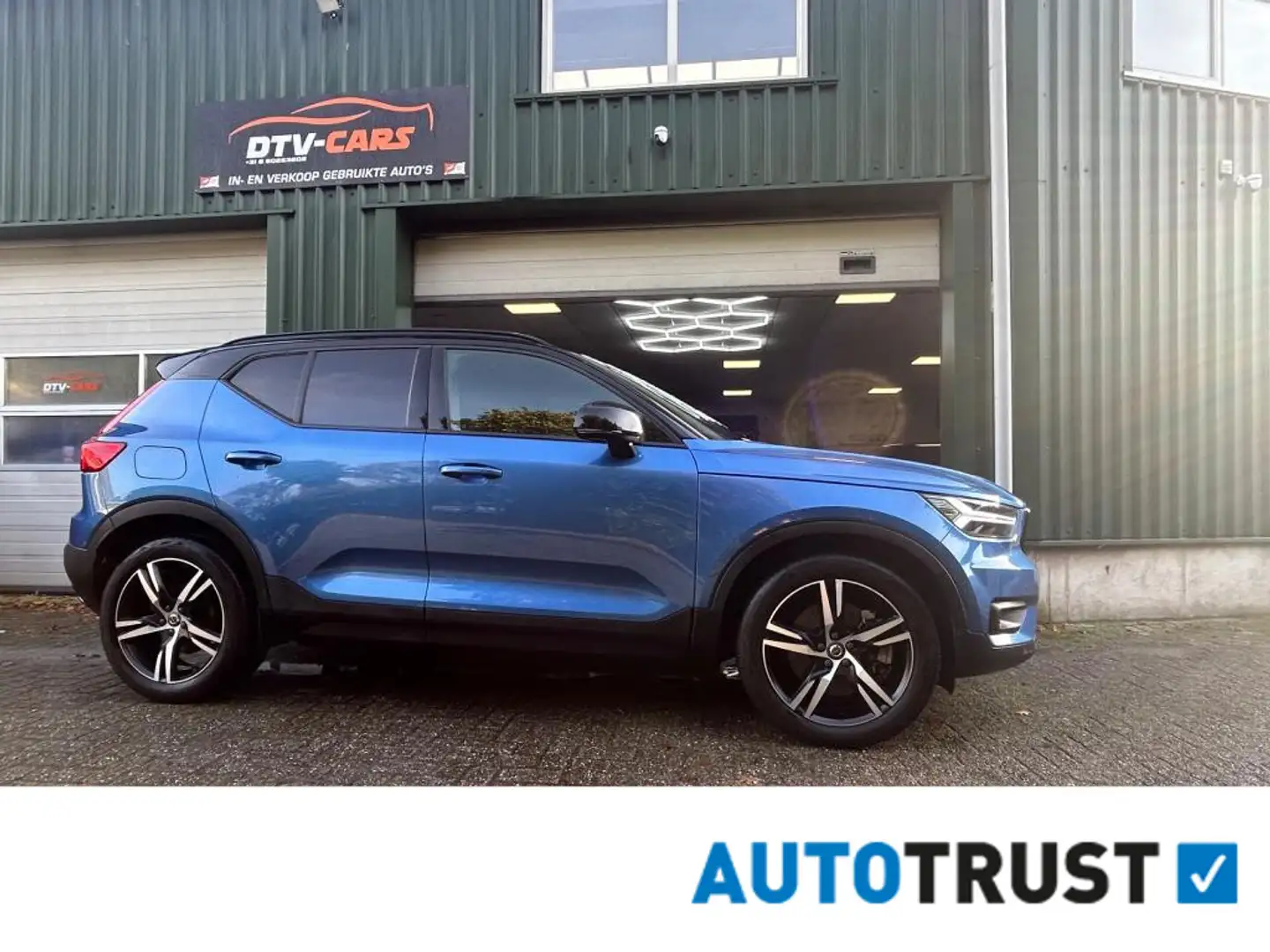 Volvo XC40 1.5 T5 Twin Engine Inscription R Desigin Pano Full Blauw - 2