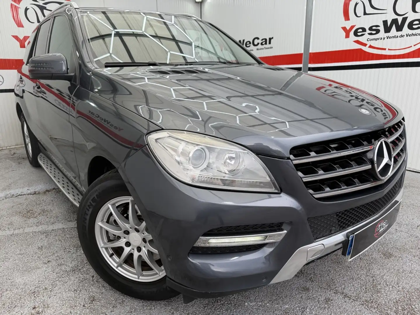 Mercedes-Benz ML 250 250BlueTec 4M 7G Plus Blau - 1