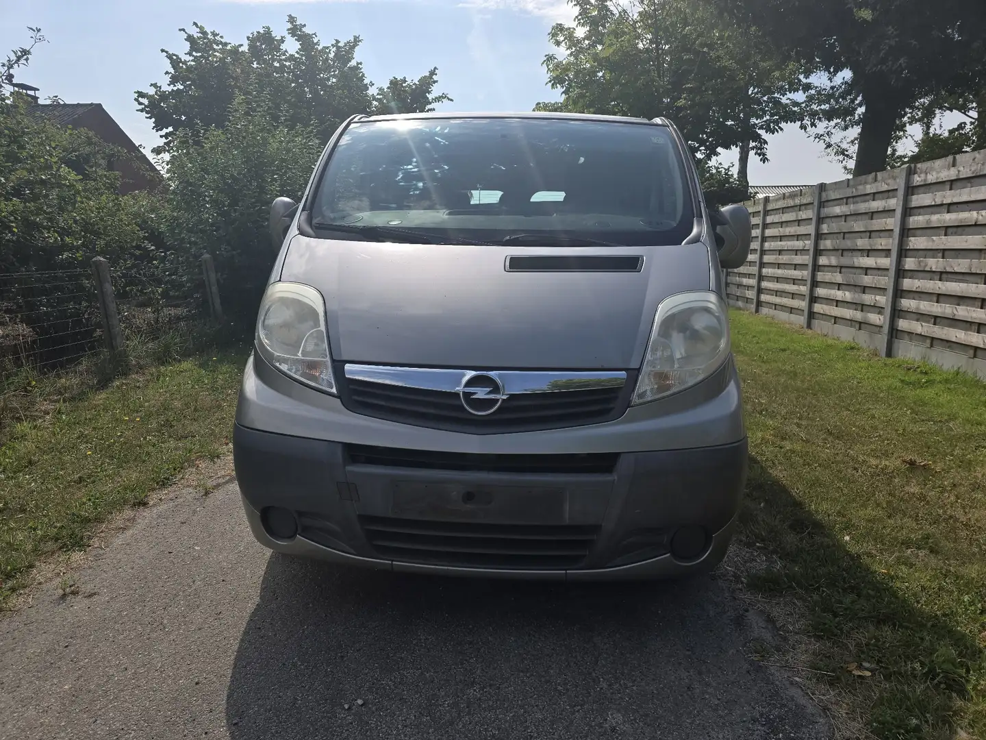 Opel Vivaro Tour 2.0 CDTi Cosmo 8 places Gris - 2
