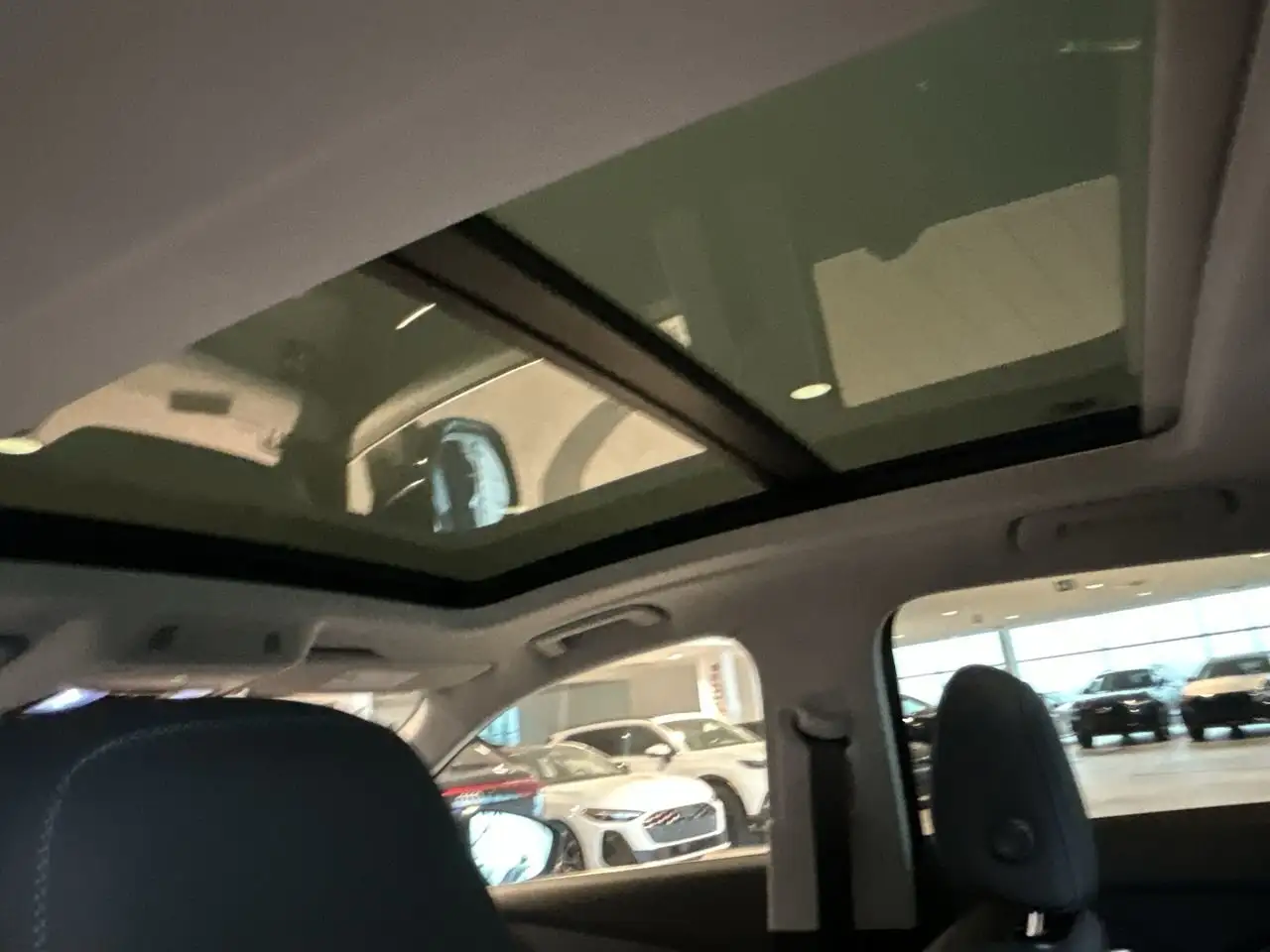 Audi Q3 снимка Audi Q3