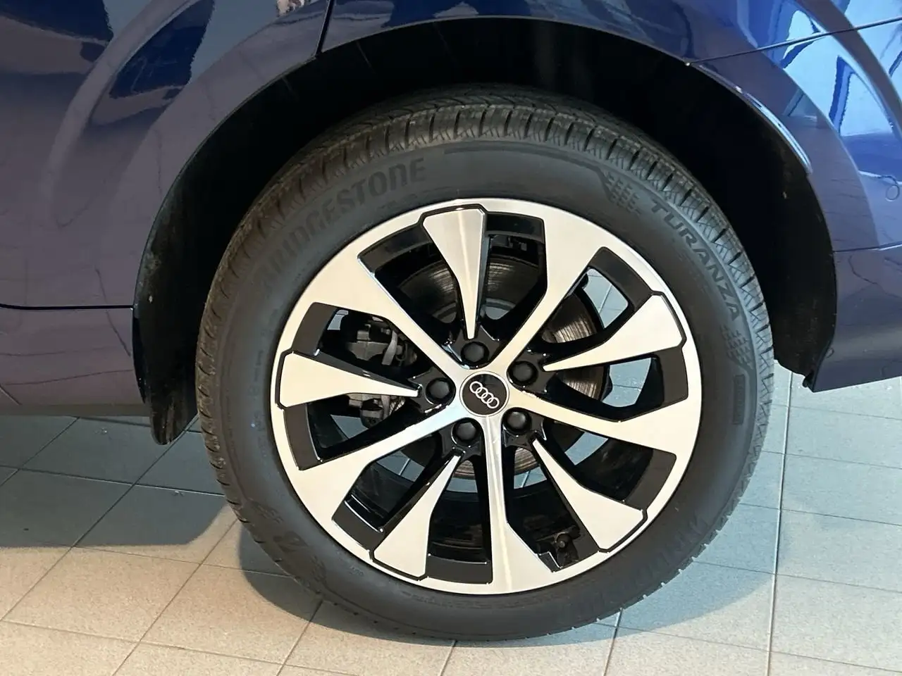 Audi Q3 снимка Audi Q3