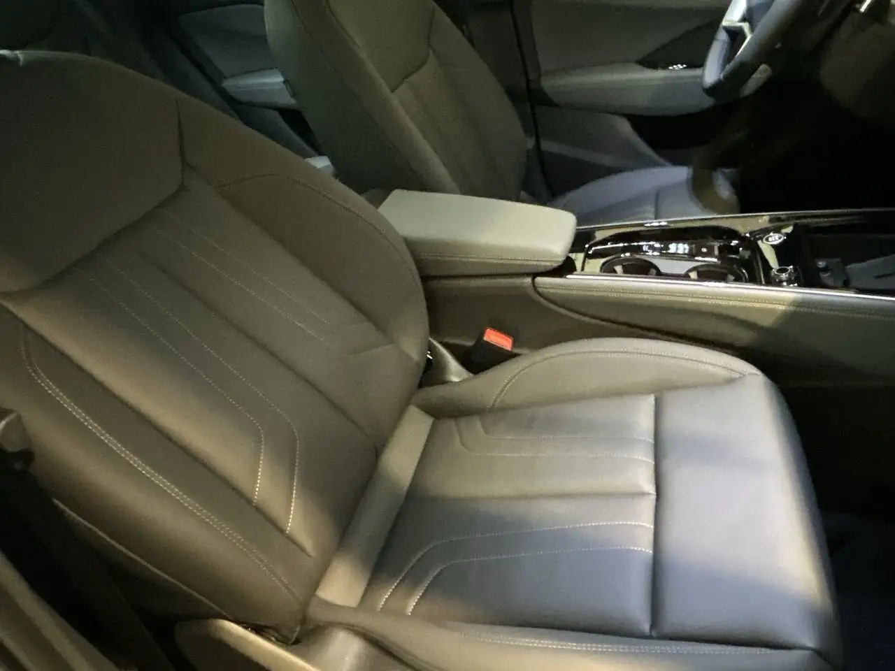Audi Q3 снимка Audi Q3