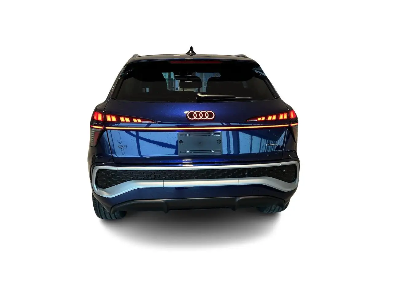 Audi Q3 снимка Audi Q3