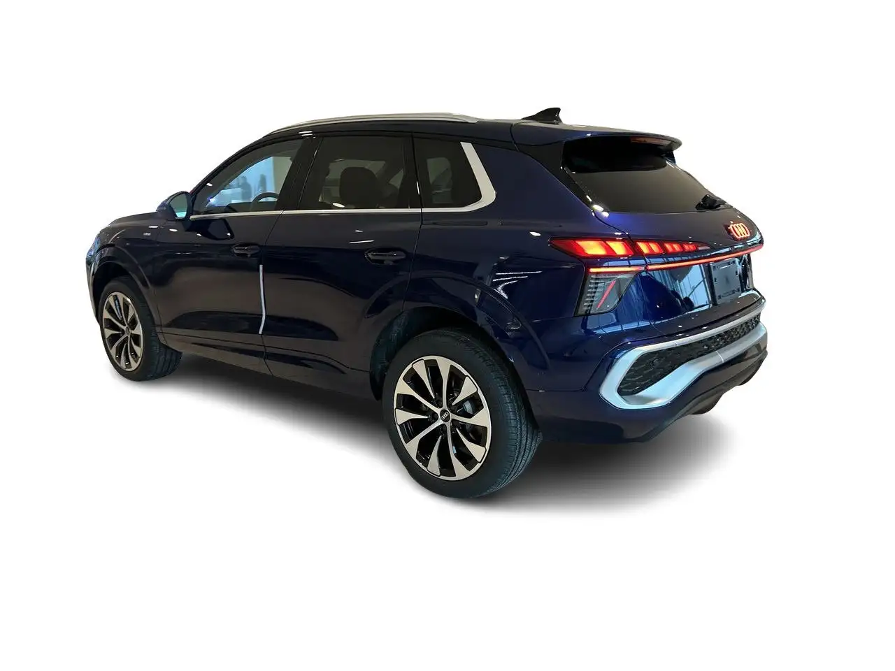 Audi Q3 снимка Audi Q3