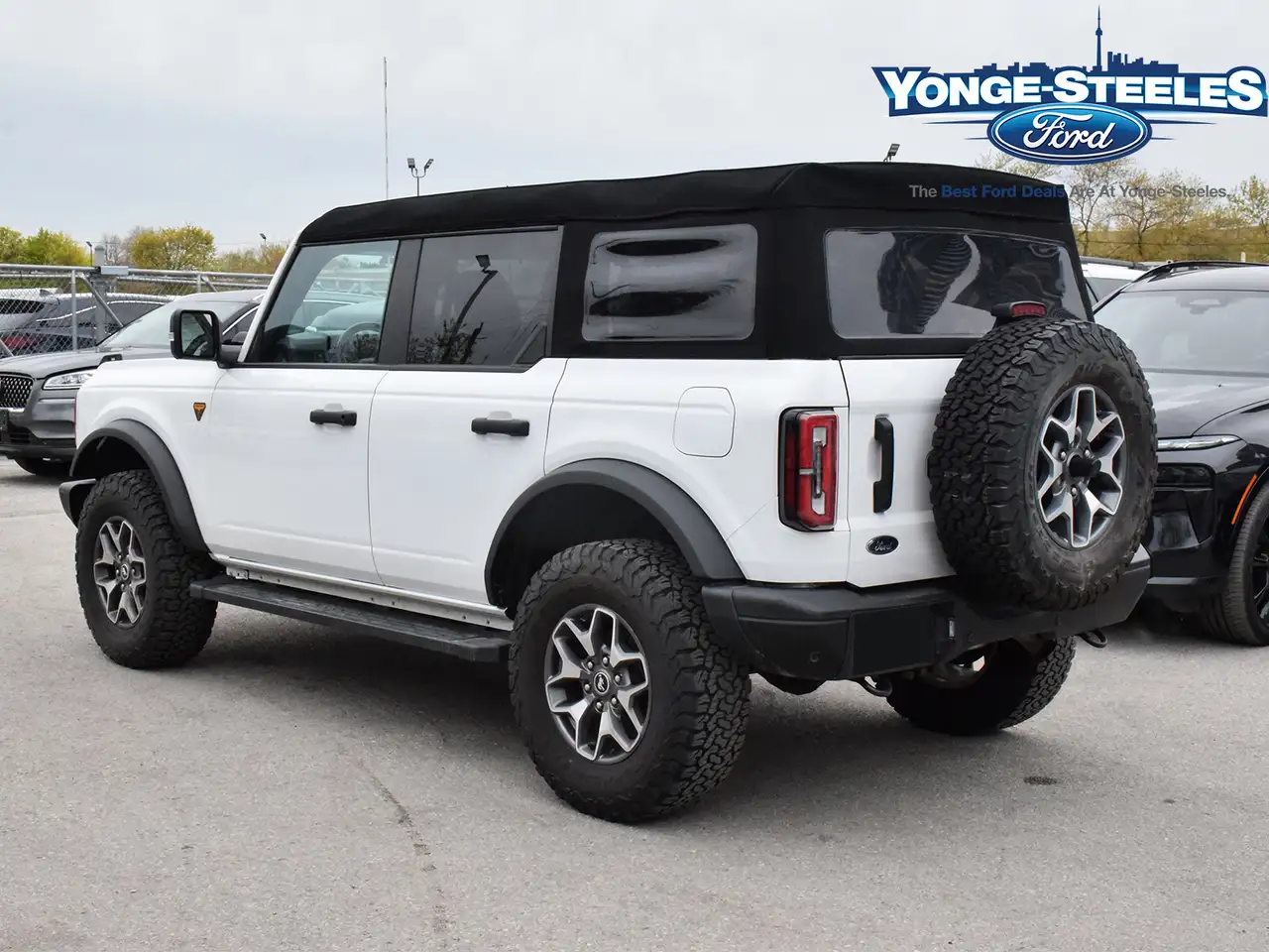 Ford Bronco снимка Ford Bronco