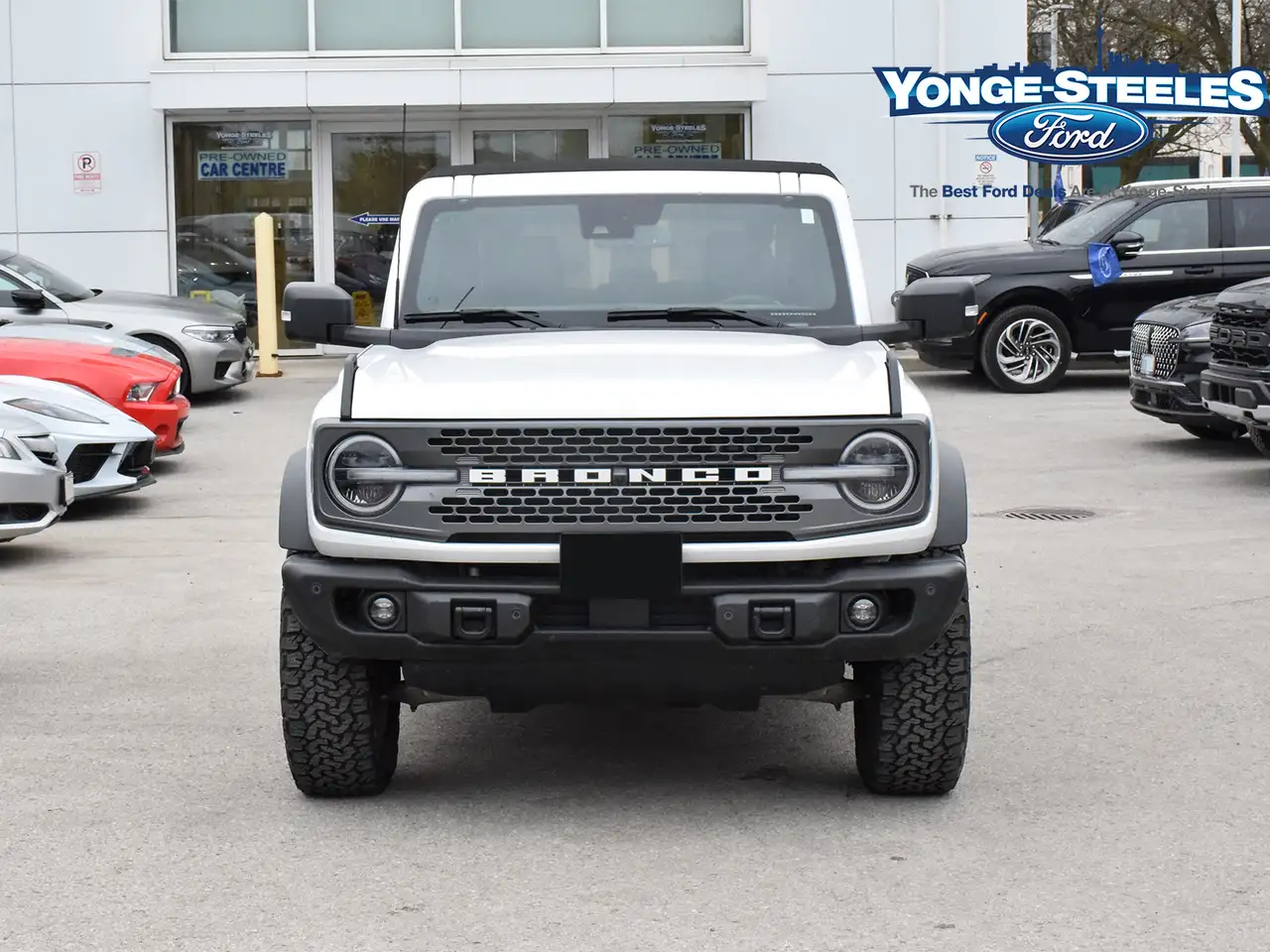 Ford Bronco снимка Ford Bronco