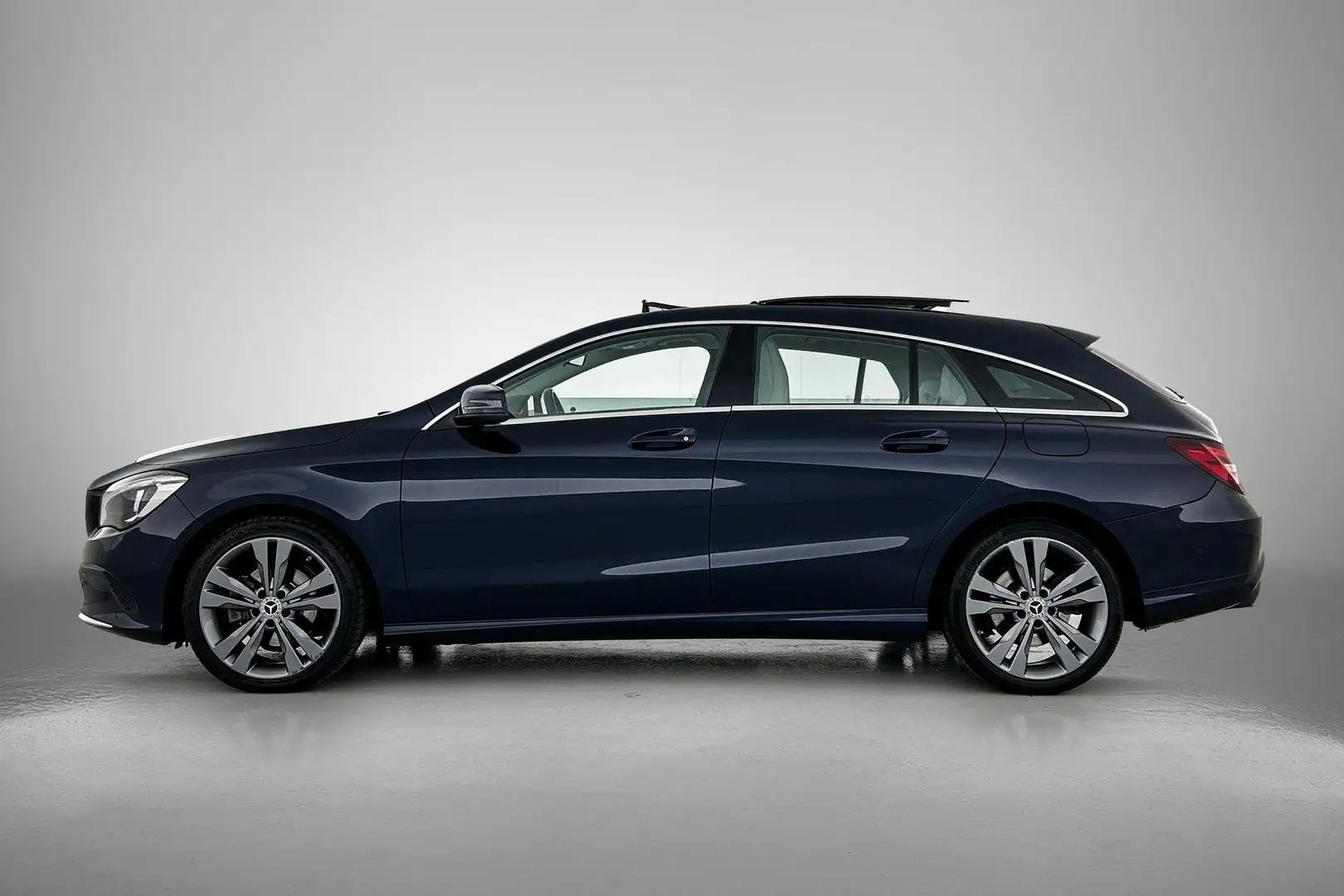 Mercedes-Benz CLA 180 CLA Shooting Brake Automaat Urban Line | Panoramad Blauw - 2