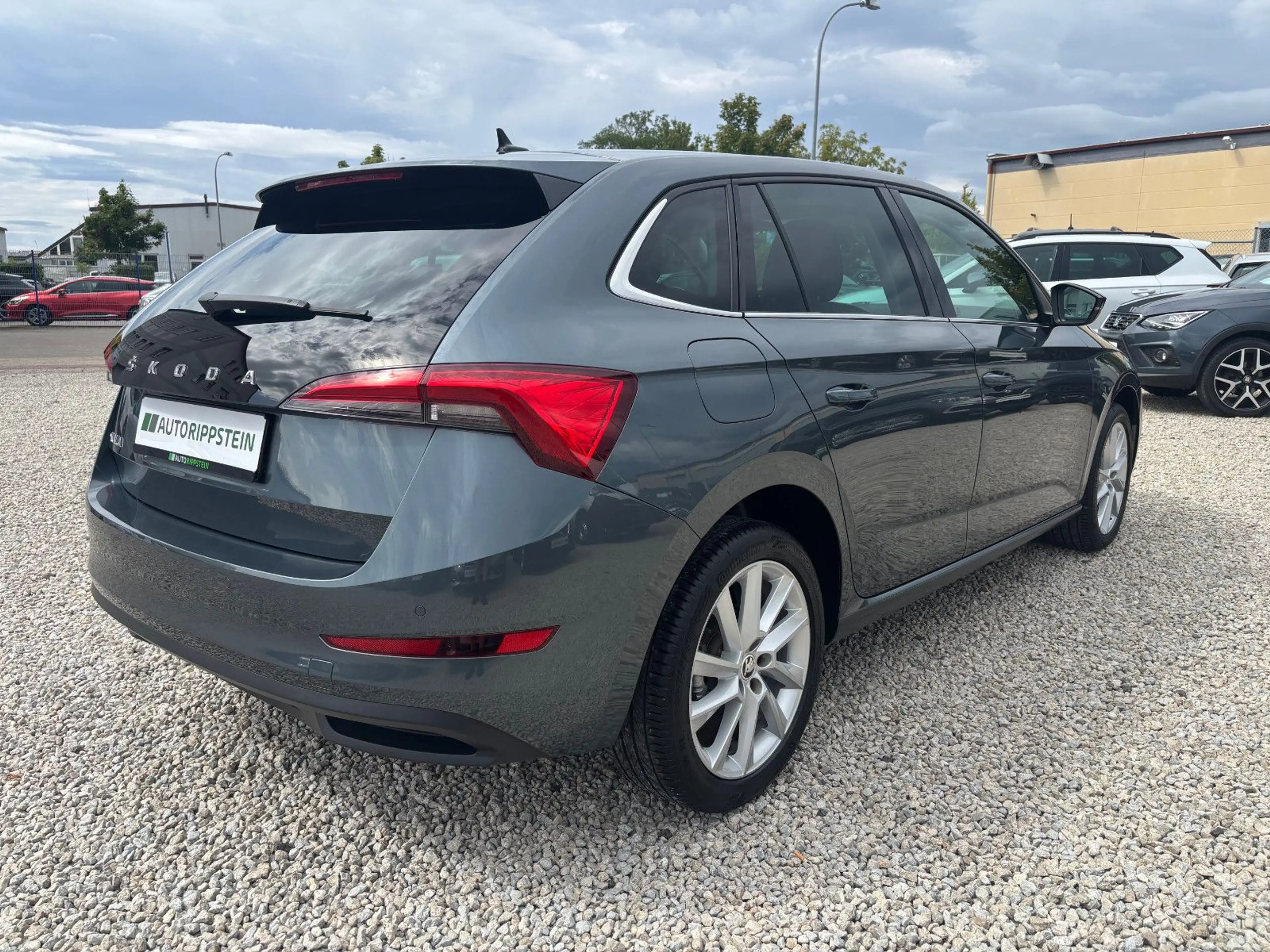 Skoda Scala 1.5 TSI DSG Style +CARPLAY+GRA+LED+ — photo 4