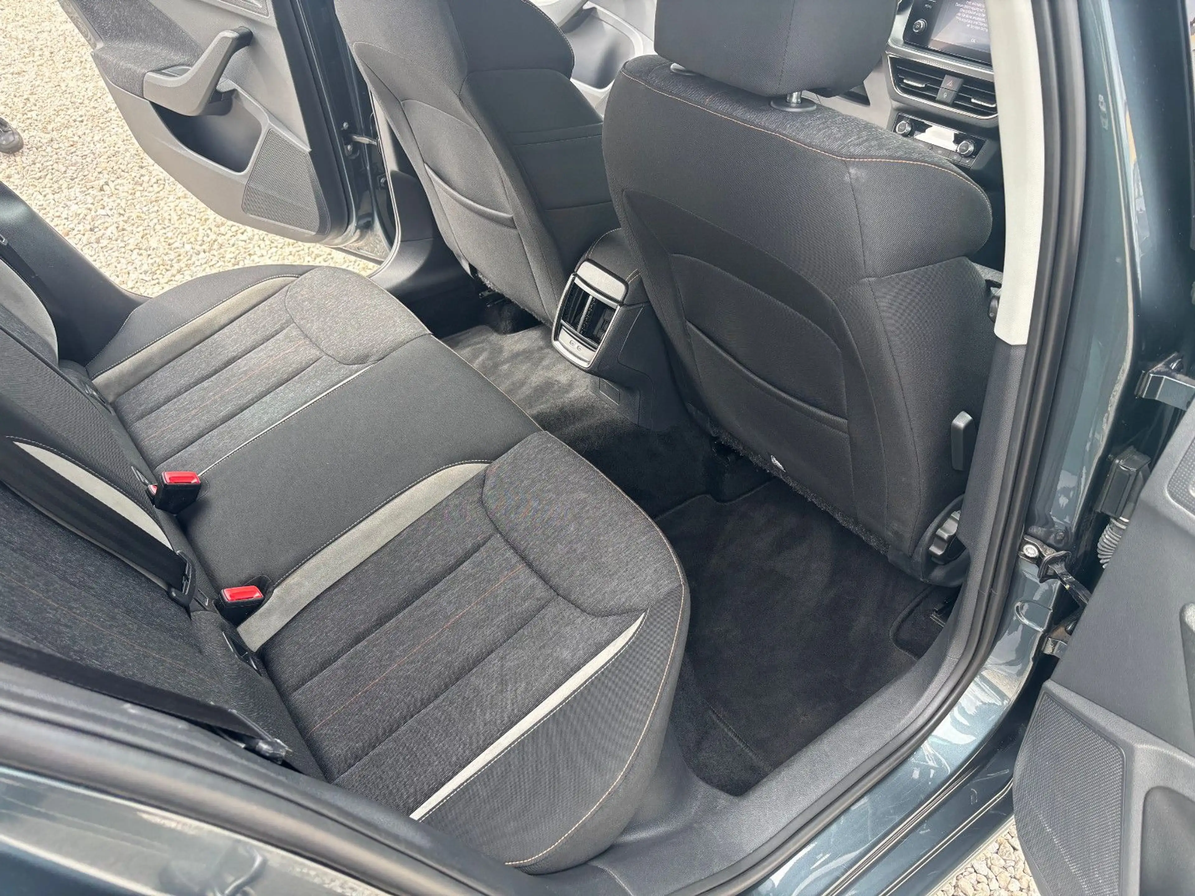 Skoda Scala 1.5 TSI DSG Style +CARPLAY+GRA+LED+ — photo 11