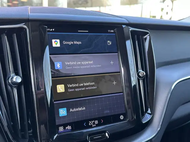Volvo XC60 view 15