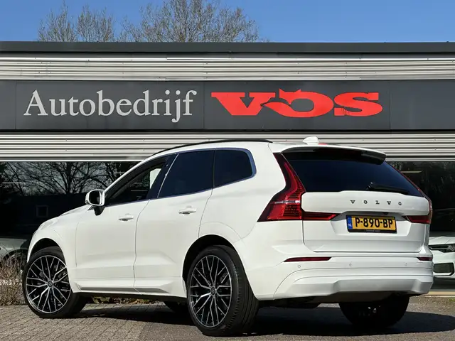 Volvo XC60 view 5