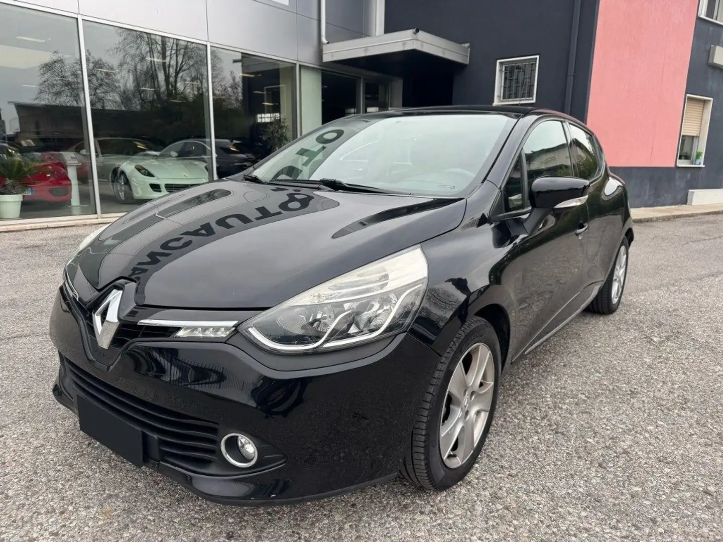 Renault Clio 1.2 75 CV 5 porte Duel Schwarz - 1