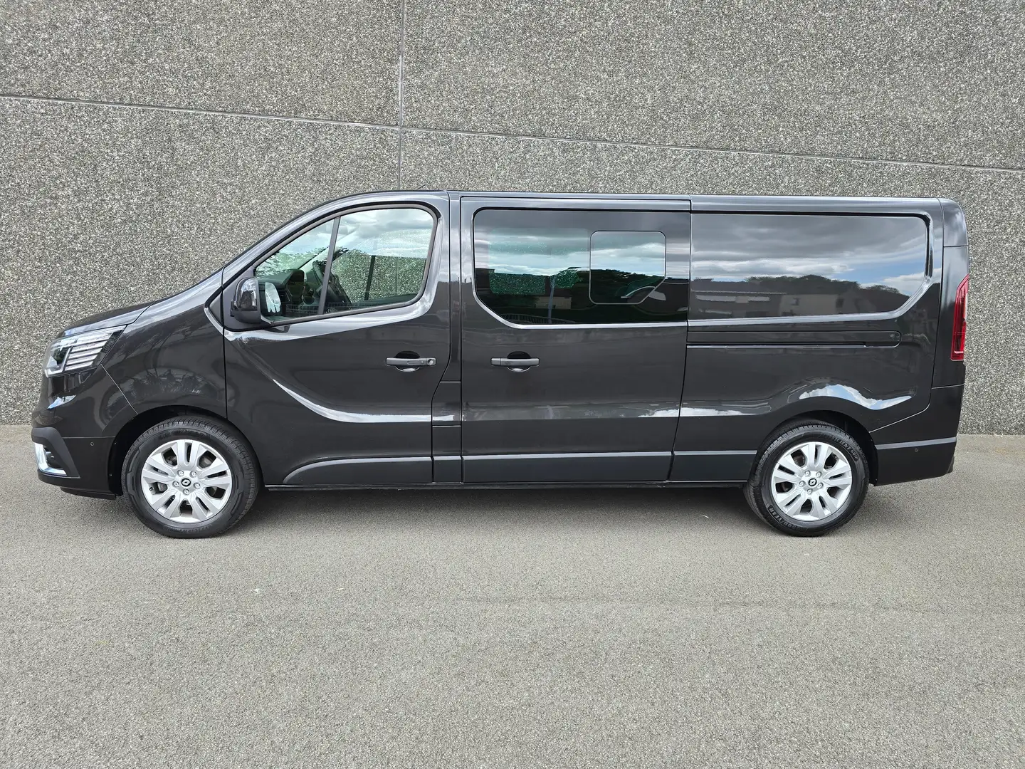 Renault Trafic 2.0 dCi L2H1 DUBBEL CABINE  6-ZITPL.  150PK.. Nero - 2