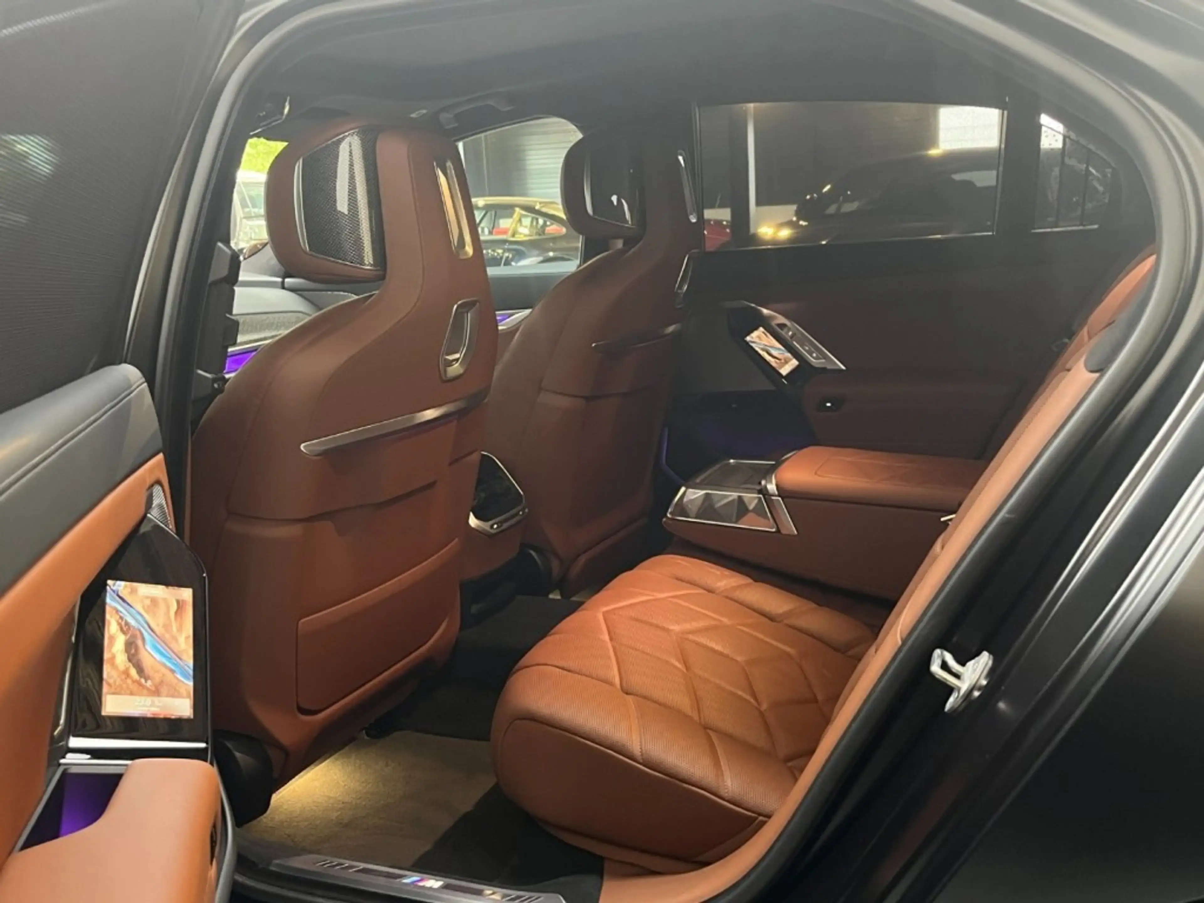 BMW i7 x-drive 60 (VAT car) (2023) — photo 12